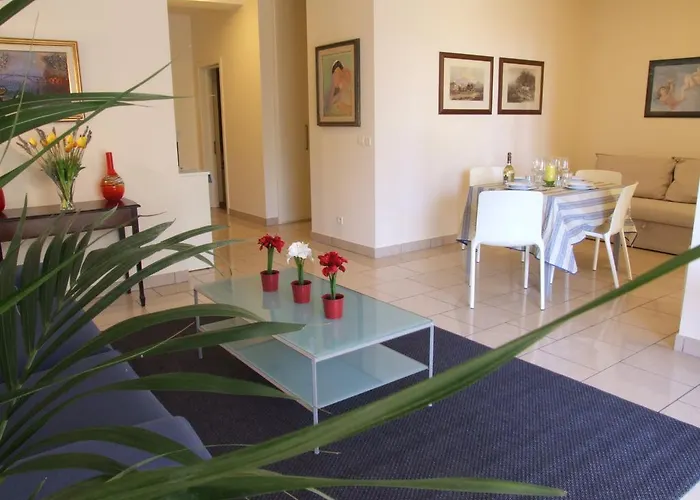 Appartement Au Chateau Vallaya